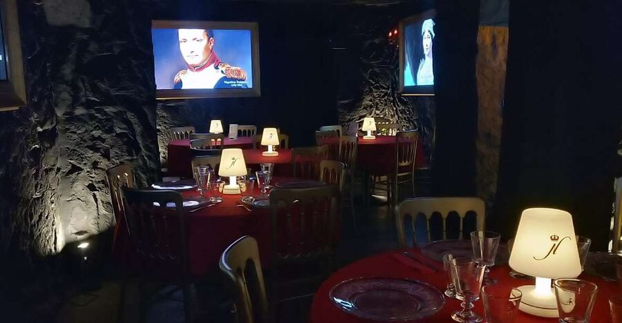 Ajaccio: Napoleon's Cave Experience with Corsican Meal - The staged “cave” atmosphere, welcome, and the Napoleon presentation