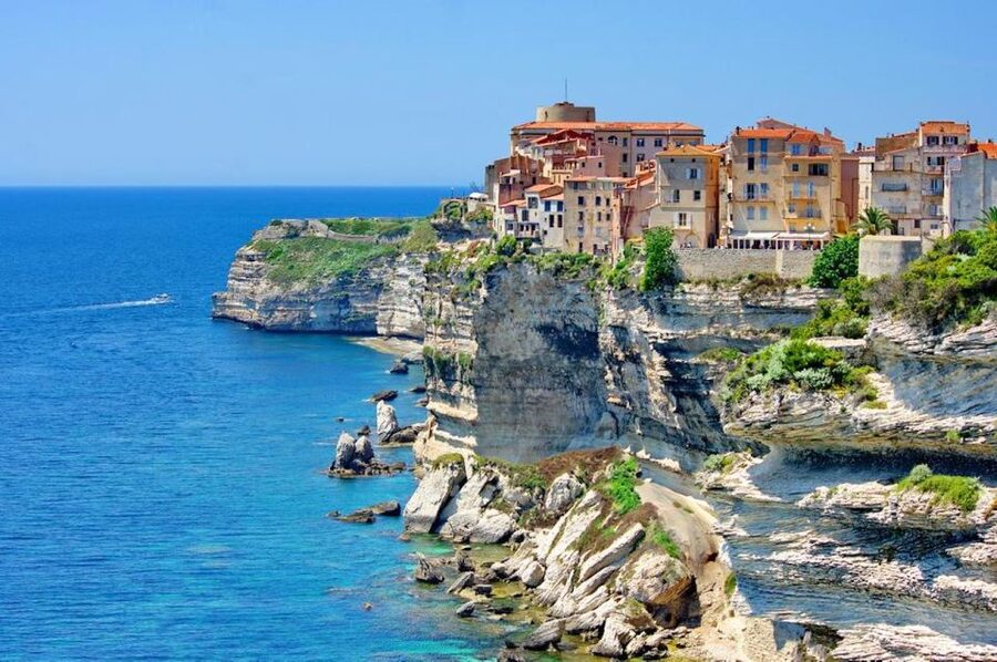 Ajaccio/Porticcio: Lavezzi Islands/Bonifacio Caves Boat Tour - Guided lagoons, coral colors, and a swim moment around the Lavezzi