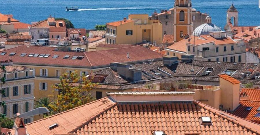 Ajaccio: Private custom tour with a local guide - Monuments and museum exteriors, with options for real entries