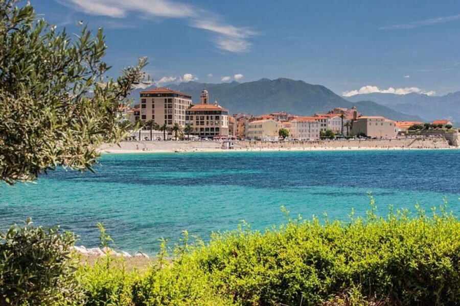 Ajaccio: Private custom tour with a local guide - Language, pacing, and meeting-time reality checks