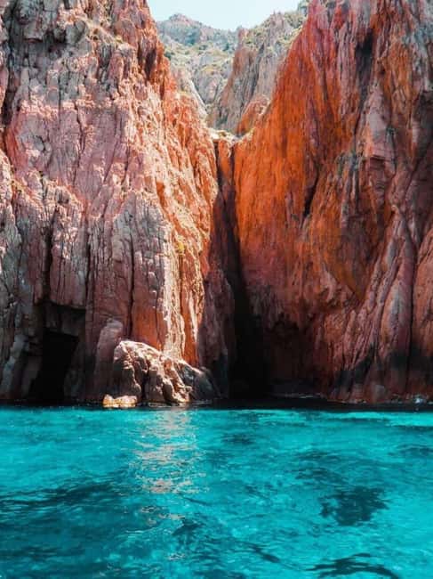 Ajaccio: Scandola - Girolata - Piana - Capo Rosso Tour - Neptune Cruise Ajaccio: the kind of sea day you’ll get