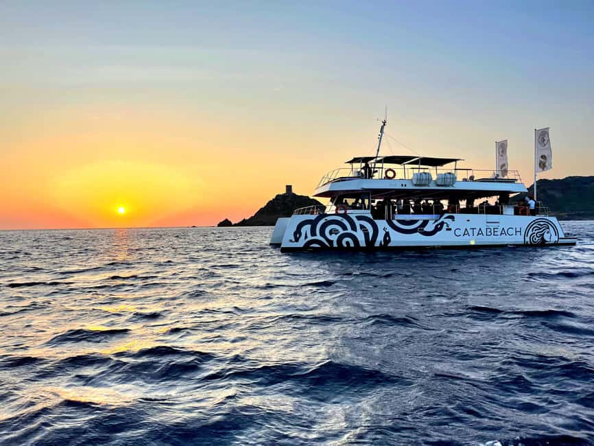 Ajaccio: Sunset at the Sanguinaires Islands - How the 3-hour timing makes the sunset the main event