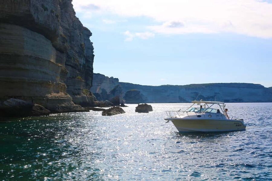 Bonifacio: Lavezzi Islands Full day Trip by Boat - Food and Drinks: What You Get on Board (and Why It Matters)