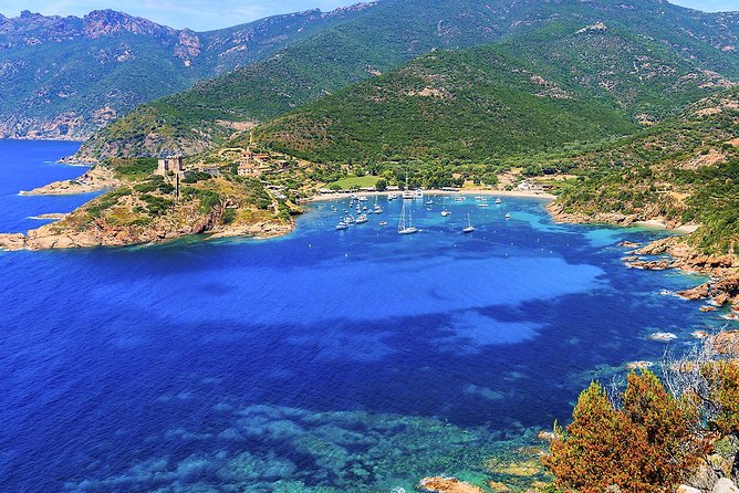 Calanches de Piana and Scandola Reserve cruise with swimming stop - Girolata stop and swimming break: the best part, with one real-world caveat