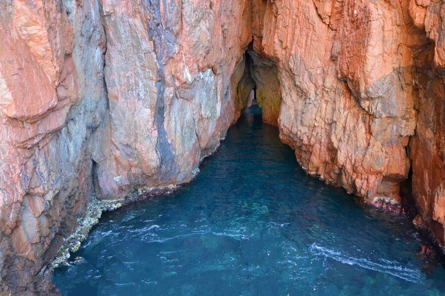 Cargèse: Calanques of Piana Capo Rosso Semi-Rigid Boat Tour - From Cargèse port to the rock maze in 90 minutes
