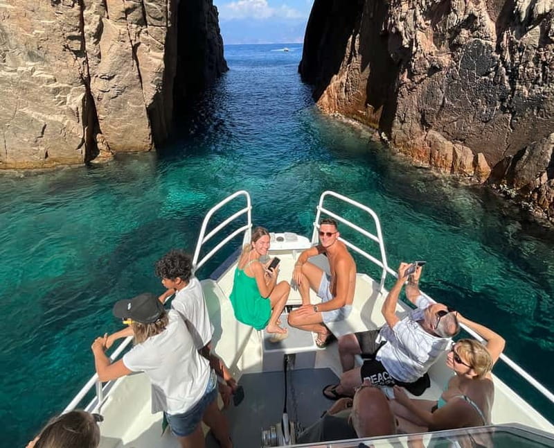 Cargèse: Calanques of Piana on a family boat - Omigna Genovese Tower: Your First Big View and Photo Stop