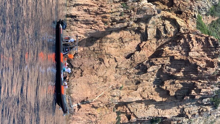 Corsica: Piana Calanques and Caves by Boat - The 12-seater semi-rigid boat, and how to ride comfortably