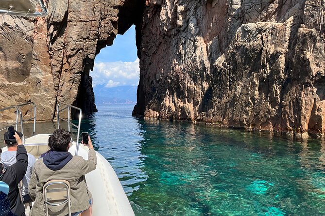 Day at Scandola and Calanques de Piana in a small group - Porto crossing and the return: quick, fun, and a bit bouncy