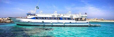 Day cruise to the Cerbicales & Lavezzi Islands with lunch