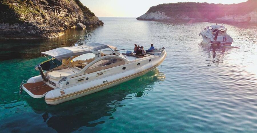 From Bonifacio: Lavezzi Islands Half-Day Boat Tour - A seasonal detail you will appreciate: island stopover in winter