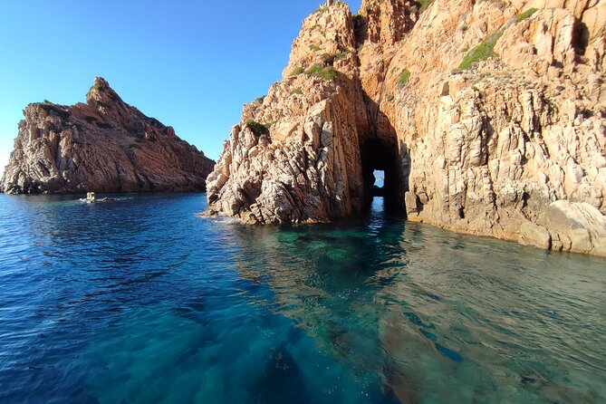 From Sagone/Cargèse: Scandola Girolata Calanques Piana Snorkeling - A half-day cruise that hits the best Corsica coast, fast