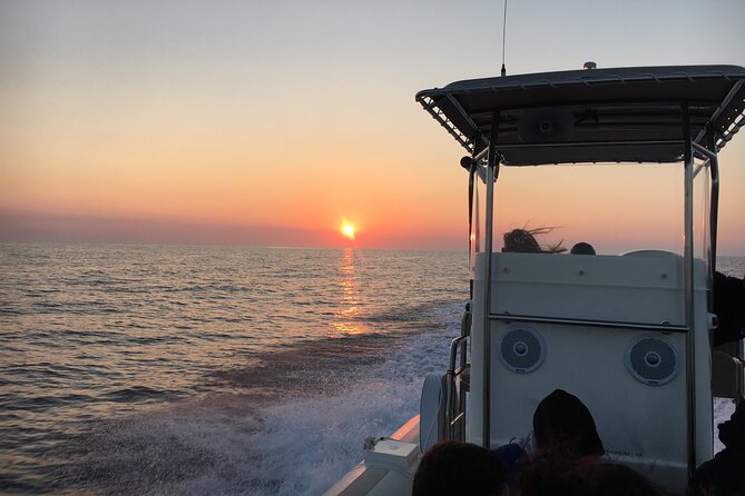 Getaway to the Calanques of Piana de Cargèse in a small group - What makes it feel personal: 12 people max and a skipper with real energy