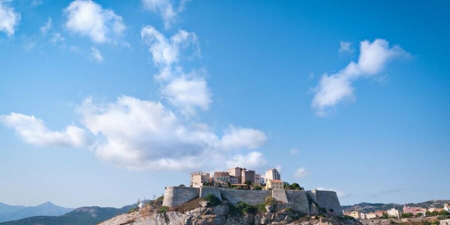 Gulf of Calvi & Sunset aperitif - Meeting at Kiosque noir Calvi Aventure, what to expect on arrival