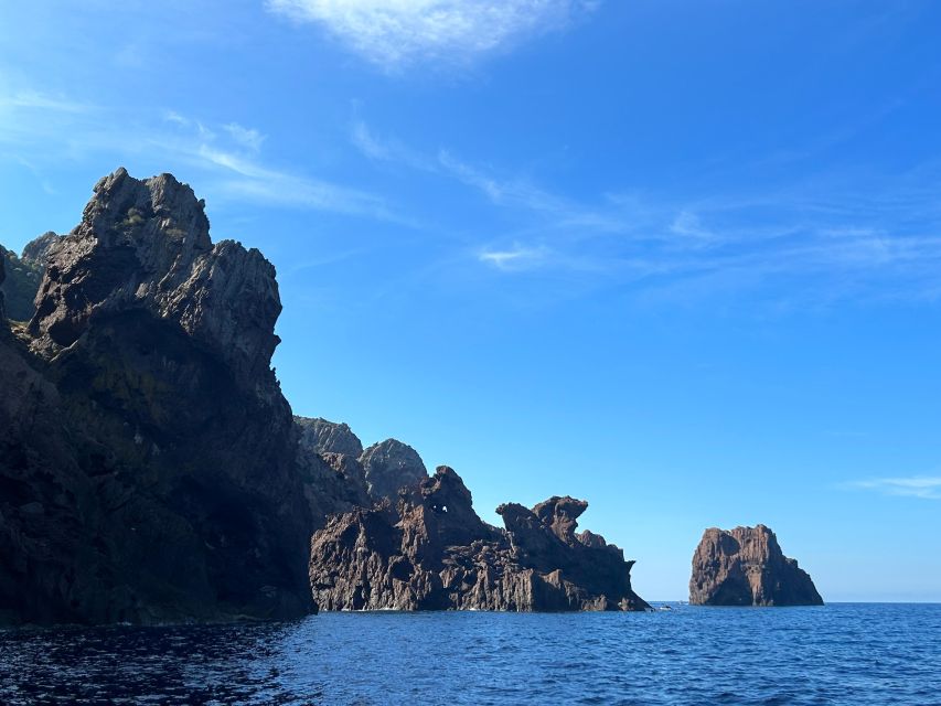 Ile Rousse : Scandola and Girolata - Port of a Red Island to a Green Semi-Rigid: Getting There Smoothly