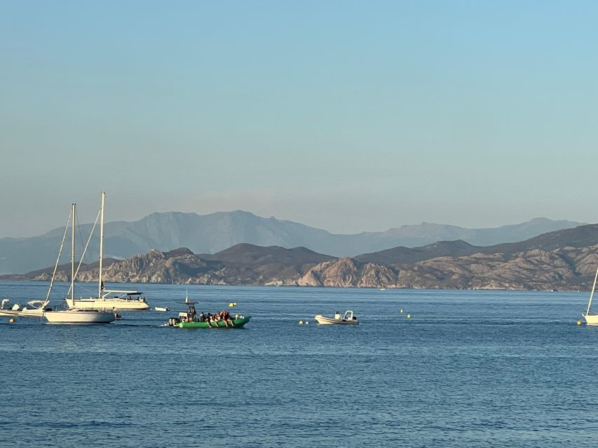 Ile Rousse : Sunset aperitif - Pietra Islands and the red rocks, how to time your photos