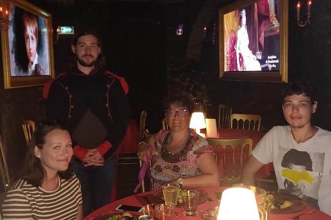 Napoleon Cave - Entertainment - Discovery/drink package - Who should book: families, curious learners, and people who like short stops