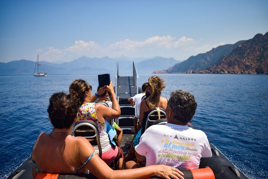 Porto: Scandola and Calanches of Piana Boat Trip - Gulf of Porto by motorboat: why the 3 hours feel worth it
