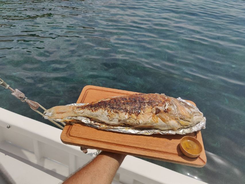 Porto-Vecchio: Boat Tour with Meal and Swim Stops - From port to cove: how that first hour sets the tone