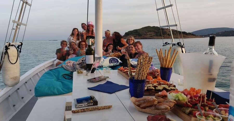Porto-Vecchio: dinner aperitif at the sunset at sea - Sunset Swim and the Homemade Tapas Aperitif