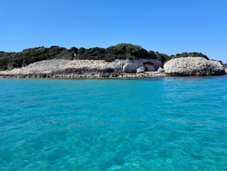 Porto-Vecchio: Lavezzi Archipelago & Cerbicales Island Tour - Cruise back along Porto-Vecchio’s southern coast