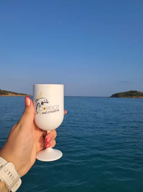 Santa Giulia : Sunset Cruise & Apéritif - Who should book this cruise, and who should skip it