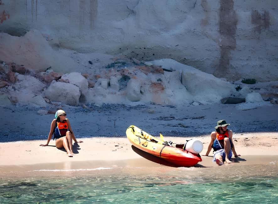 Santa Manza Rent Kayak - Meeting at Santa Manza and getting a safety briefing that actually helps