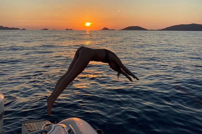Sunset boat cruise with Aperitif at the Sanguinary Islands - Quick Tips So Your Evening Goes Smooth