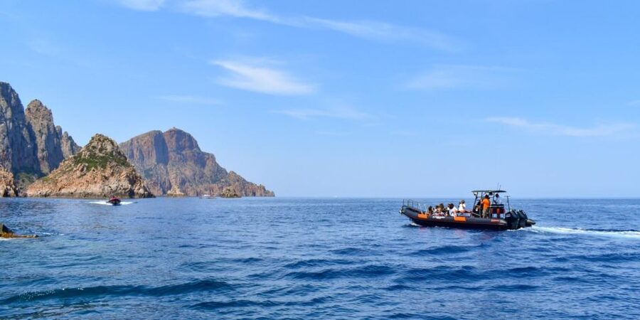 The Scandola Nature Reserve - The 4-hour sea itinerary: how the route is built for real viewing